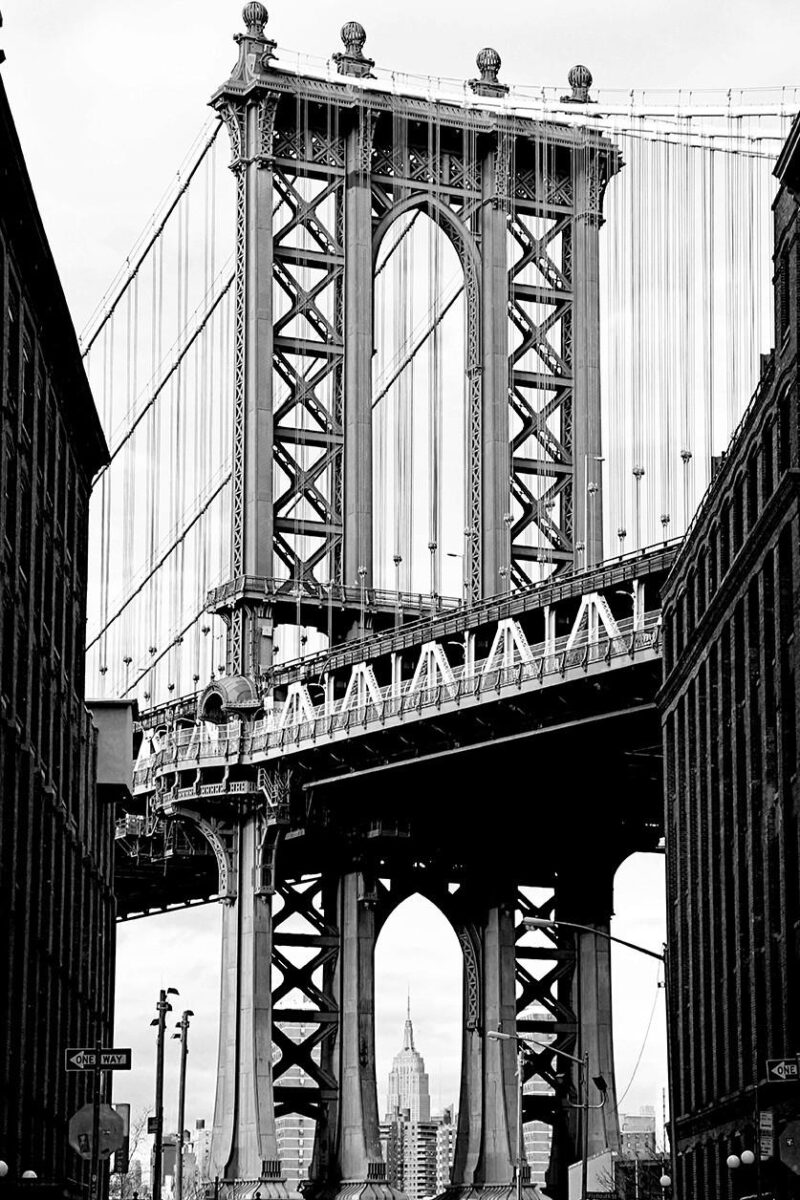 manhattan bridge from brooklyn street